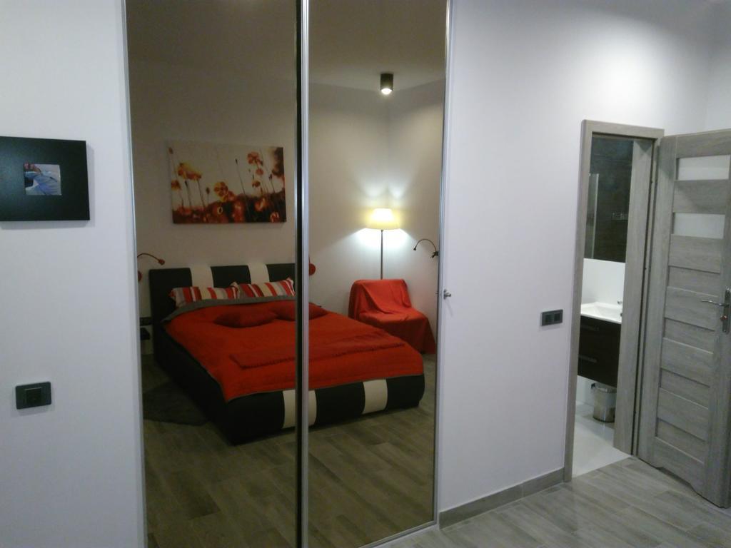 Apartament Salezego ワルシャワ エクステリア 写真